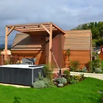 Glamping Alvearium Alturis *