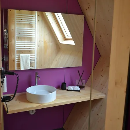 Glamping Alvearium Alturis