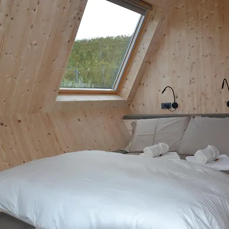 Фермерский дом Glamping Alvearium Alturis