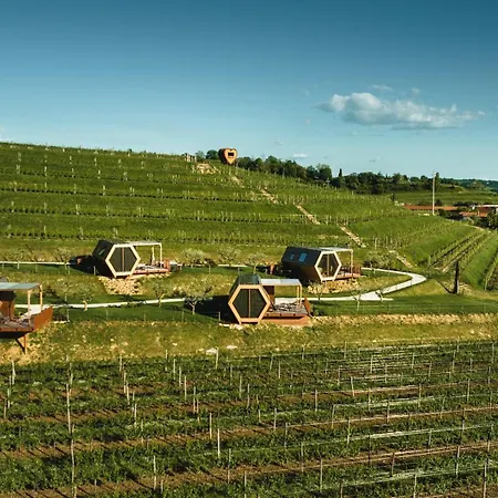 Glamping Alvearium Alturis Alojamento de Turismo Rural Gagliano (Friuli Venezia Giulia)